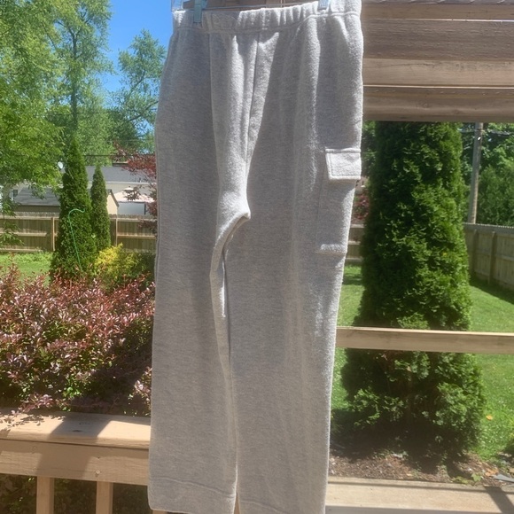 Very soft and comfortable gray pajama pants - Picture 4 of 4